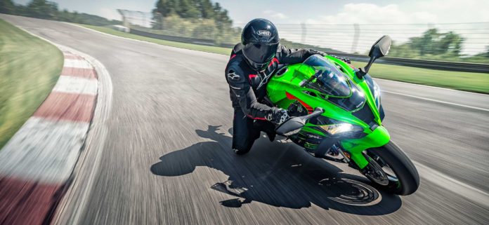 Kawasaki-ZX10R,-ZX10RR,-ZX10R-SE