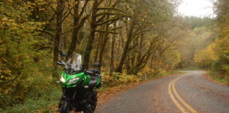 vožnja motocikla u jesen