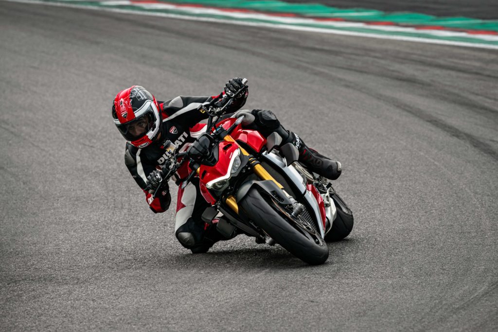 Ducati Streetfighter V4S 