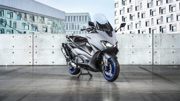 Yamaha TMax 560