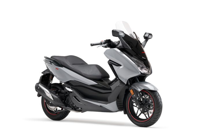 Honda Forza 300