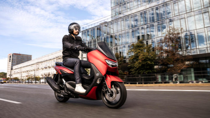 Yamaha NMAX 125 i NMAX 155