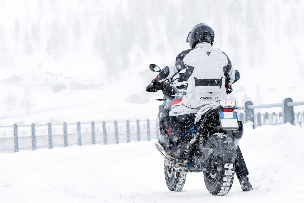 Vožnja motocikla u zimskim uslovima