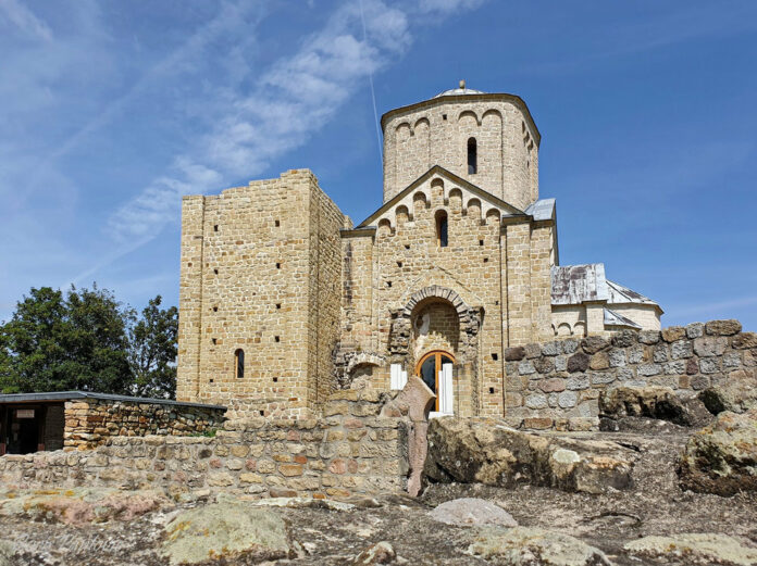 Manastir Đurđevi Stupovi
