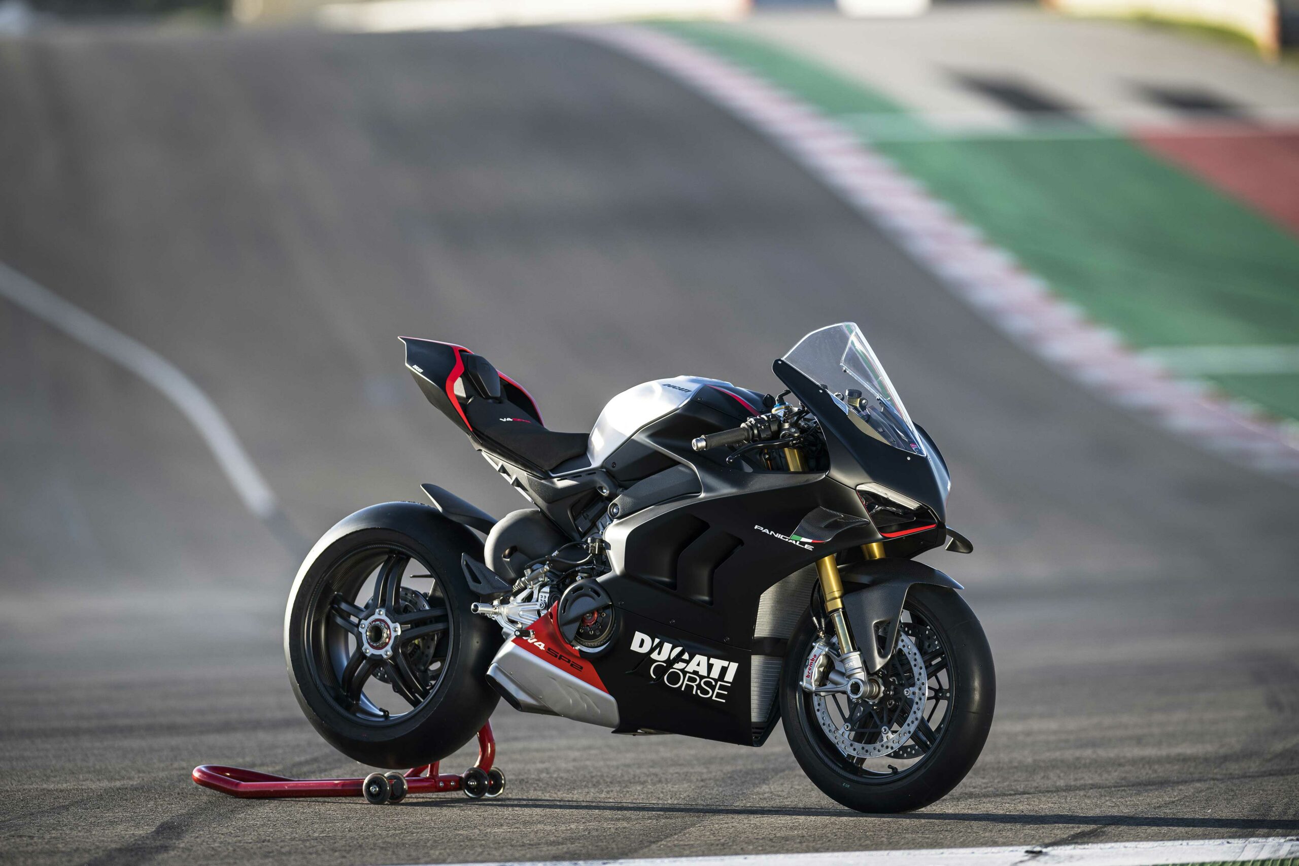 MY22_Ducati_Panigale_V4_SP2_062_UC370669