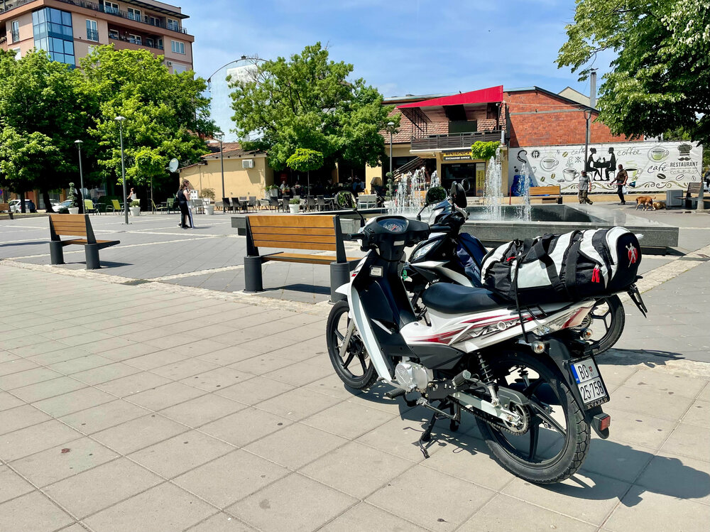 Do Soluna 110 somuna, mopedima u Grčku