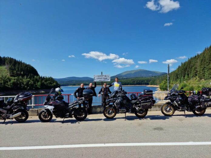 Srpski "Će Faće" na vrhovima Karpata