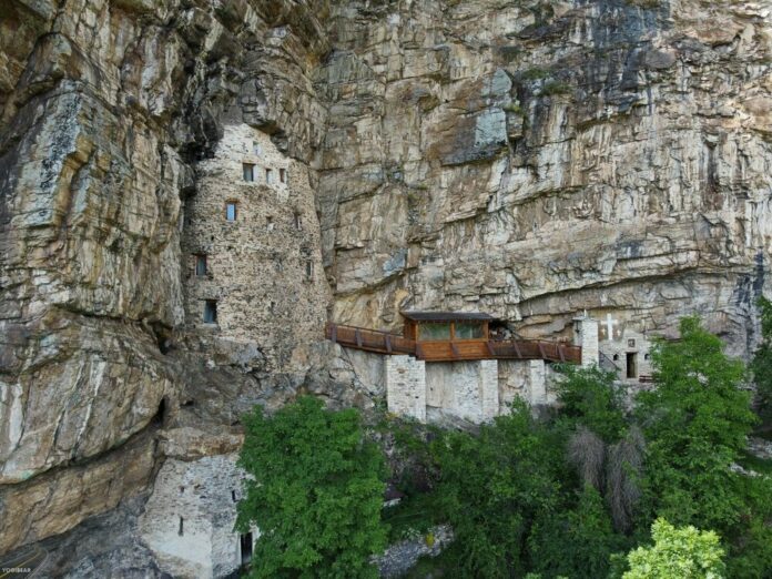 Isposnice Svetog Save