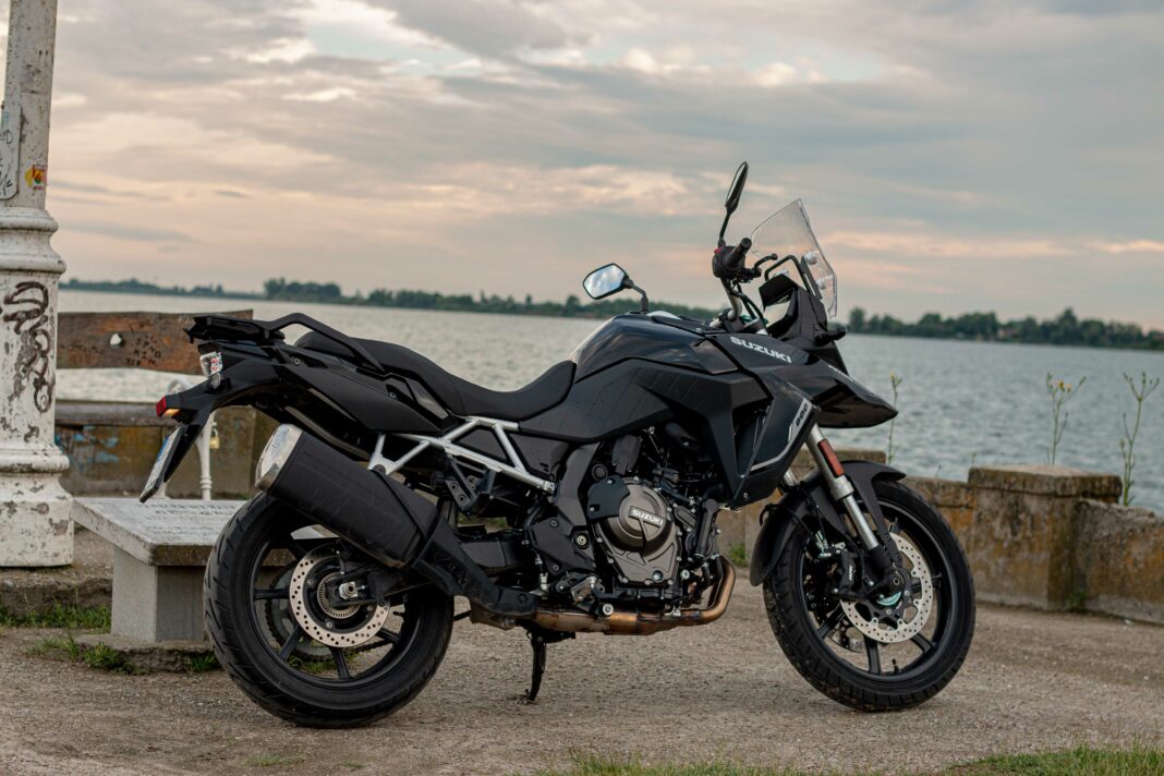 Suzuki V-Strom 800