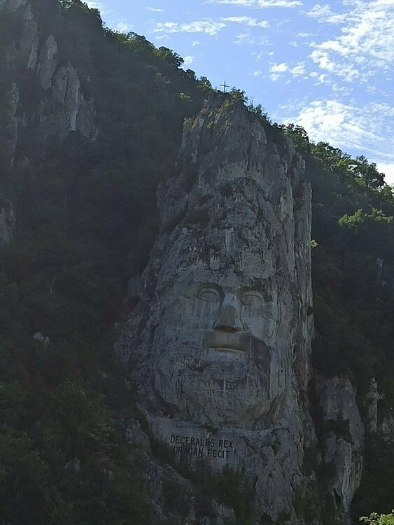 Bedevija i ja vorbește din inimă (priča iz srca-rumunski)