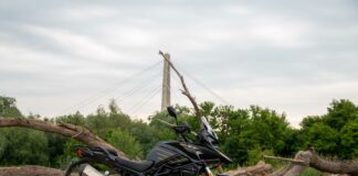 QJMOTOR SRT900SX