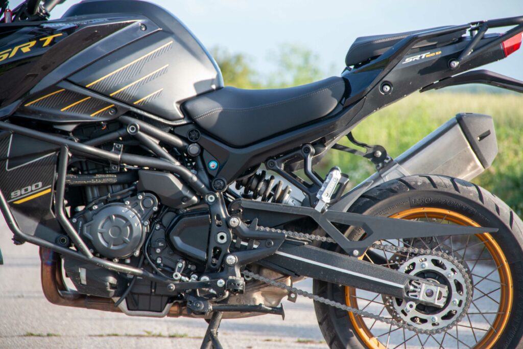 QJMOTOR SRT900SX