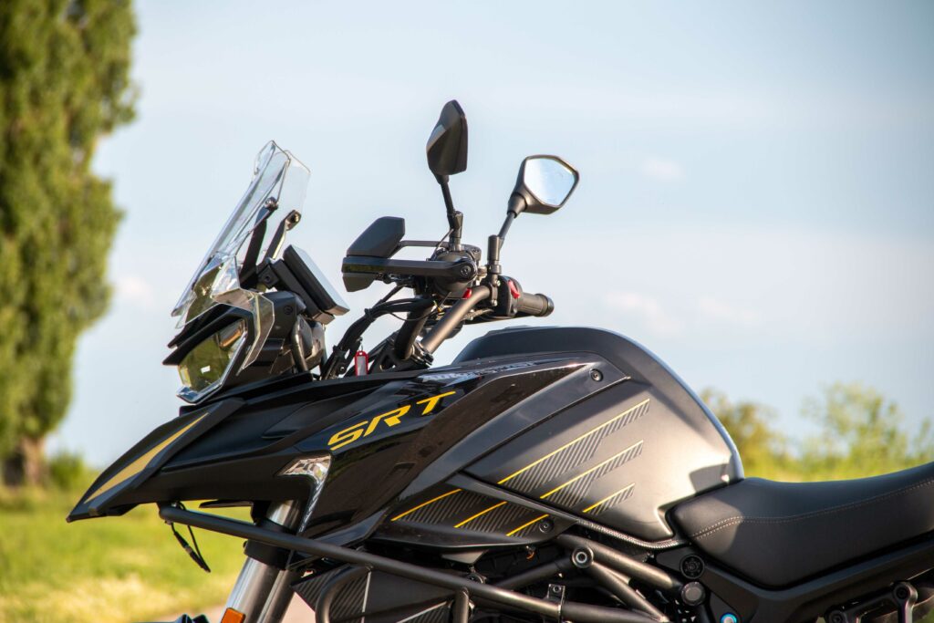 QJMOTOR SRT900SX