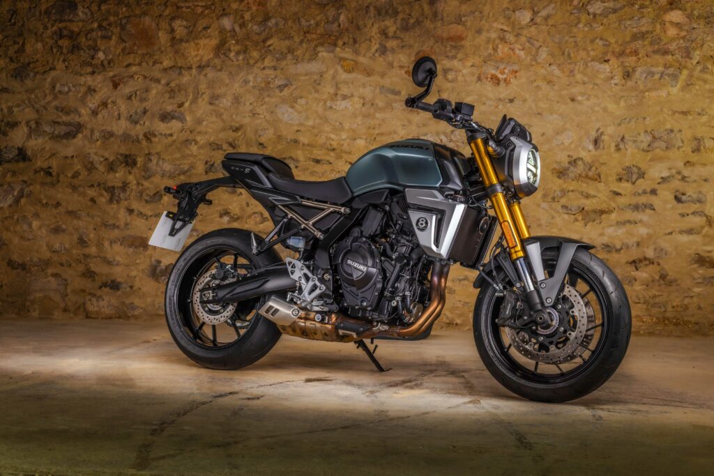 GSX-8T i GSX-8TT