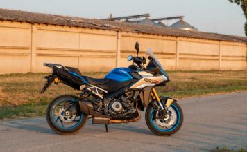 Suzuki GSX-S1000GX