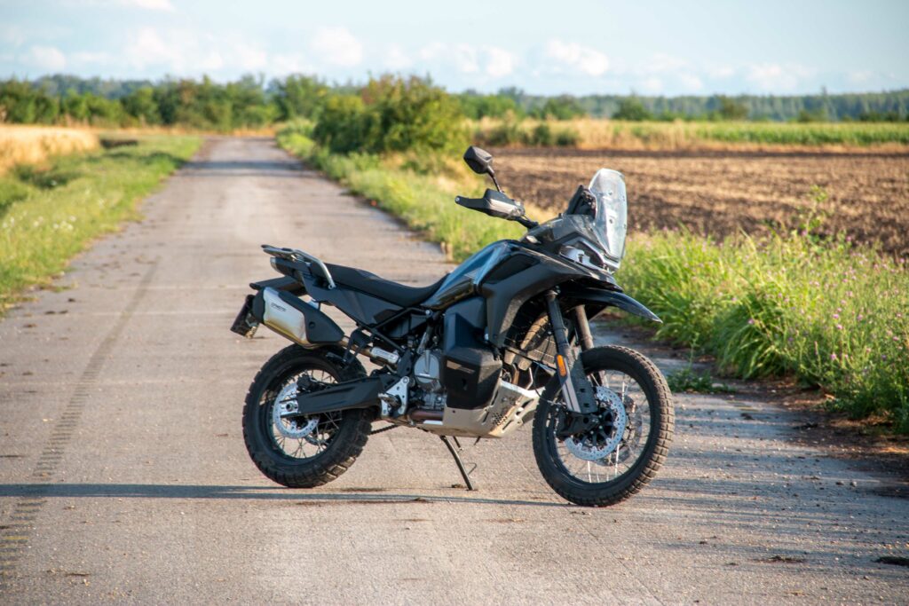 CFMOTO 800MTX
