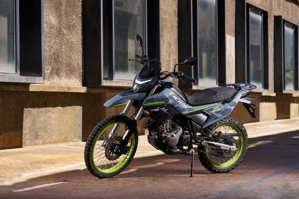 CFMOTO 250 DUAL