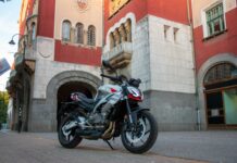 Aprilia Tuono 457