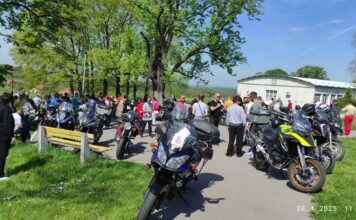 motociklisti u domu u sremčici