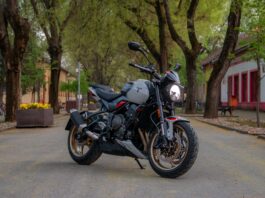 Triumph Trident 800
