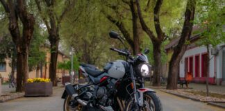 Triumph Trident 800