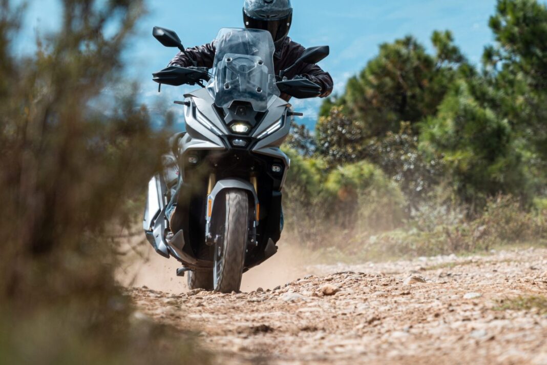 Voge SR450X