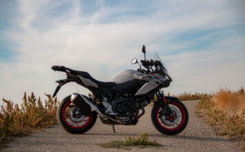 Suzuki SV-7GX