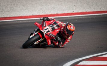 Nikolo Bulega je novi WSBK šampion! Nikolo Bulega je novi WSBK šampion!